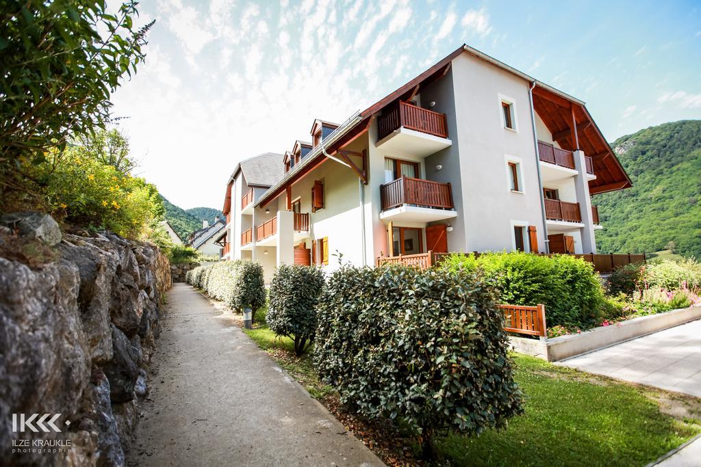 Aparthotel Balcons De La Neste 3*